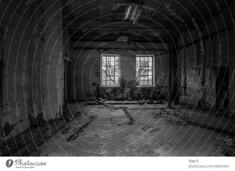 an empty room in an abandoned LPG Ruin B/W Window Room Empty Black & white photo B&W Loneliness Calm b/w Day Architecture Deserted Dark Building
