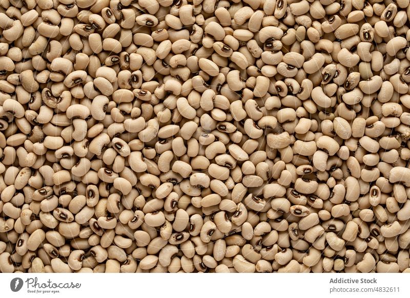 Bunch of raw healthy beans black-eyed beans background legume culinary organic food uncooked seed product fresh natural ingredient cuisine healthy food many