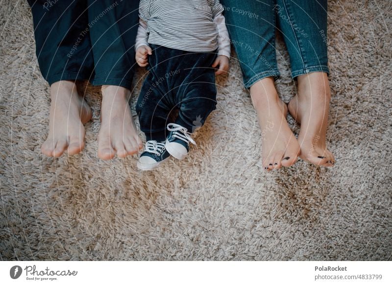 #A14# feet feet Feet up Feet together raise one's feet Family Domestic happiness Family time Family planning family album Feet on the ground Baby baby feet
