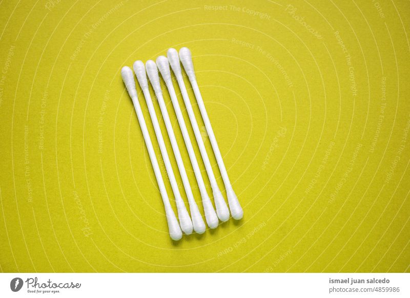 cotton swabs, hygienic product tool hygiene cotton buds object stick clean medicine white medical care healthy cosmetic soft plastic cleaning wallpaper