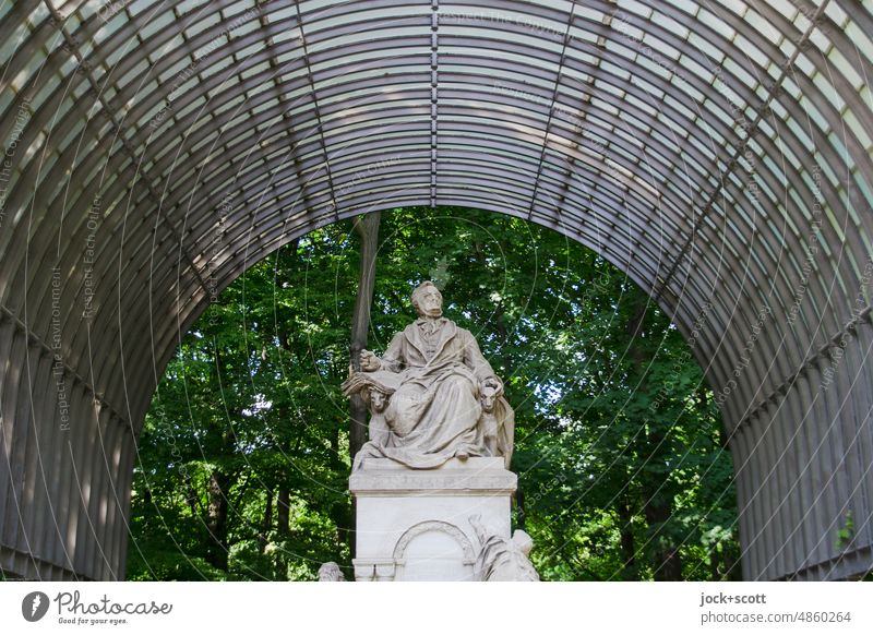 Monument to Richard Wagner Sculpture Original Historic Sightseeing Tree Park Berlin zoo Canopy Honor Culture Protection Style Monumental Composer Marble