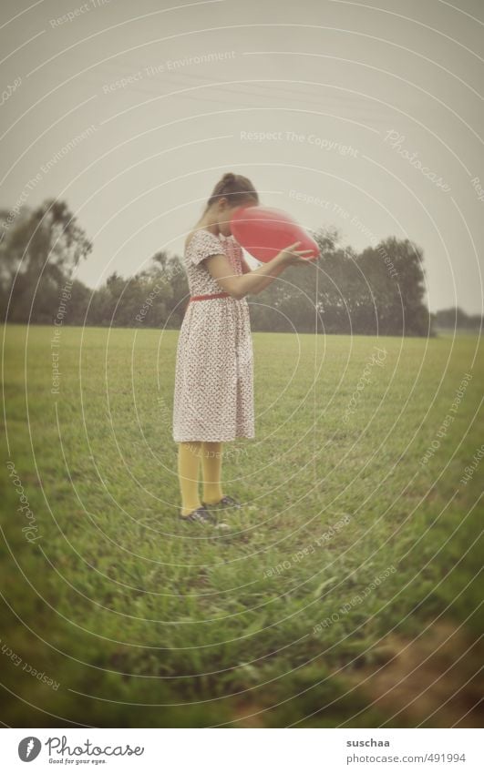 look inside ... Feminine Child Girl Infancy Body Head Arm Hand 1 Human being 8 - 13 years Environment Nature Sky Summer Climate Bad weather Grass Meadow Field