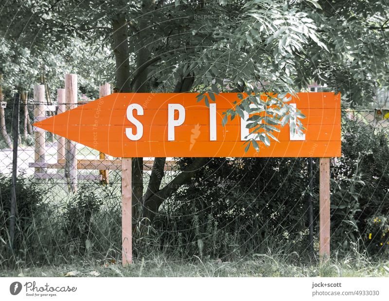 a search and hide game left direction Word Arrow Direction Left Signs and labeling Clue Signage Road marking Orientation Capital letter Tree Branches and twigs