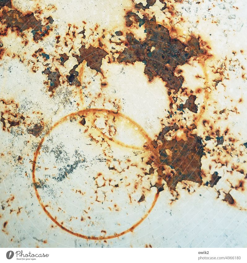 Circulatory failure Metal Broken Iron Old Rust Flake off Decline Transience Circle Structures and shapes Bizarre Colour photo circularly cracked rusty Damage
