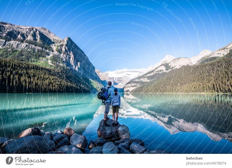 (er)live Lake Louise silent Peaceful Lonely Loneliness in common Sky Love Infancy Child Trip Trust Boy (child) hikers Together Parents Man Father Son