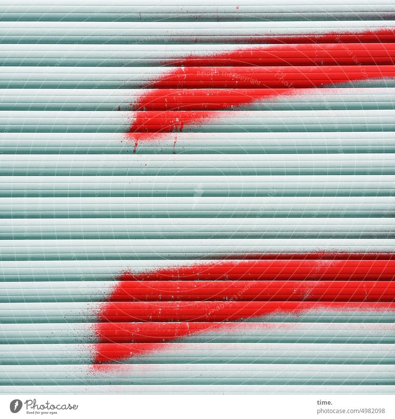 strange | lifelines .159 Roller blind Venetian blinds Colour graffiti Red Turquoise Stripe locked Sprayed sprayed 2 kurzve wave Window Structures and shapes
