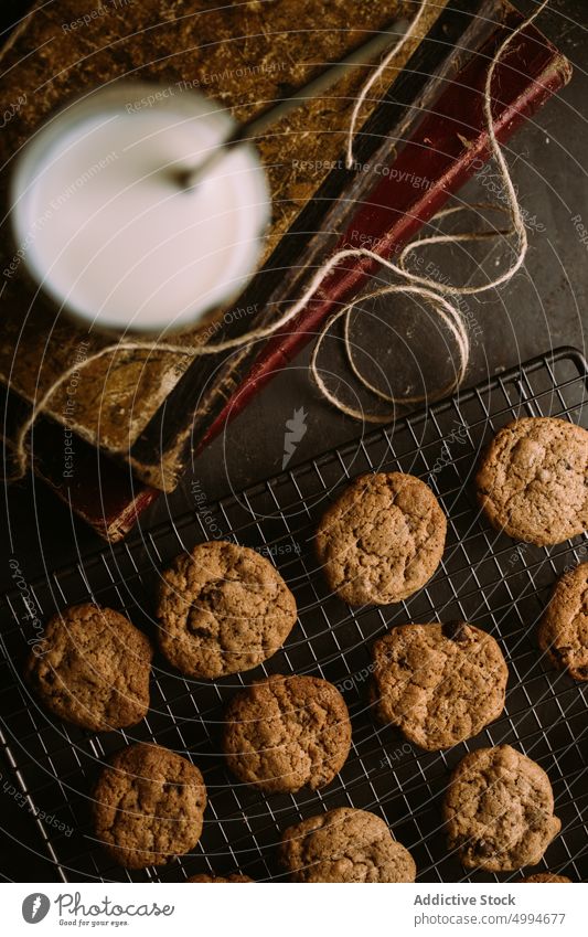 Homemade chocolate chips cookies baked cooling rack crunchy food homemade milk rustic glass sugar sweet tasty delicious fresh cuisine dessert pastry crust
