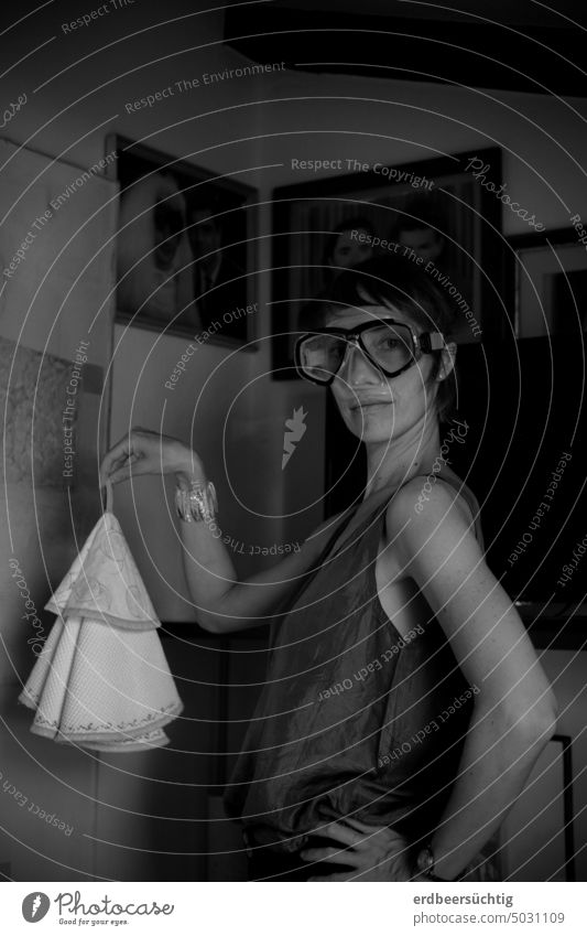 Woman with dowry and diving goggles in bizarre self staging pose black-white portrait Whimsical Self-dramatization Diving goggles pictures Dowry Smiling Trashy
