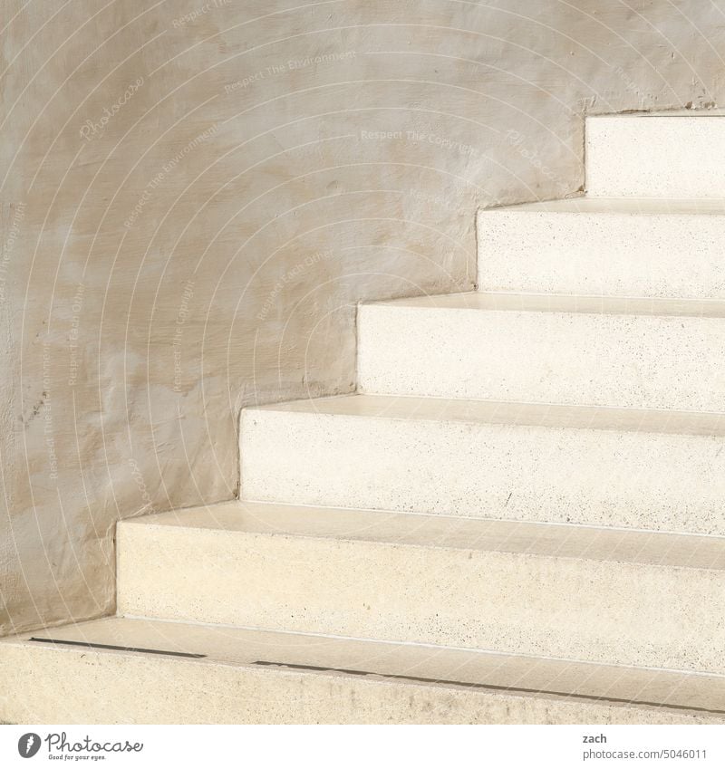 climber Stairs stair treads stagger Wall (building) Concrete Graph Upward Structures and shapes Gray lines Lines and shapes
