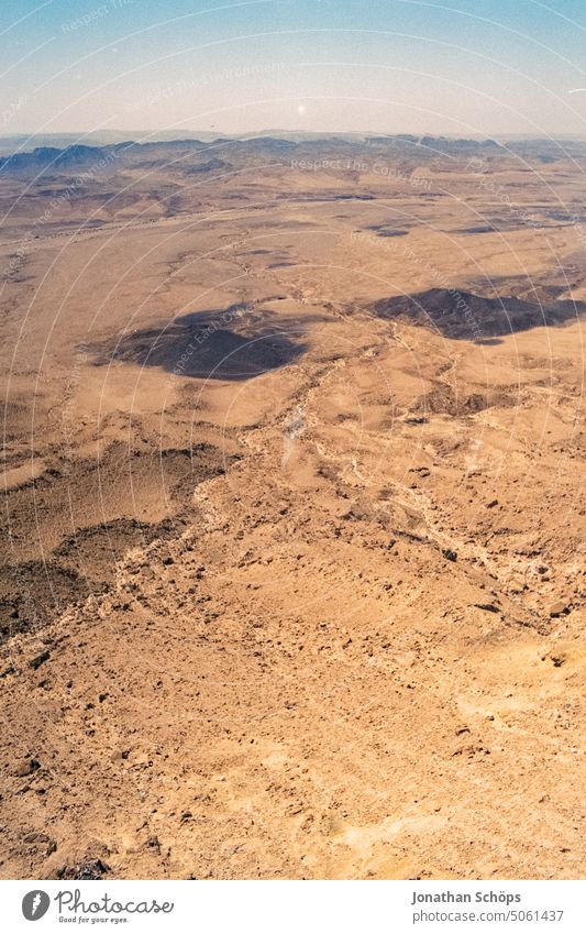 Wüste Landschaft in Israel Film Isreal Korn Naher Osten Reisefotografie Reisen Sommer Süden analog landschaft vogelperspektive Draufsicht Überflug beeindruckend
