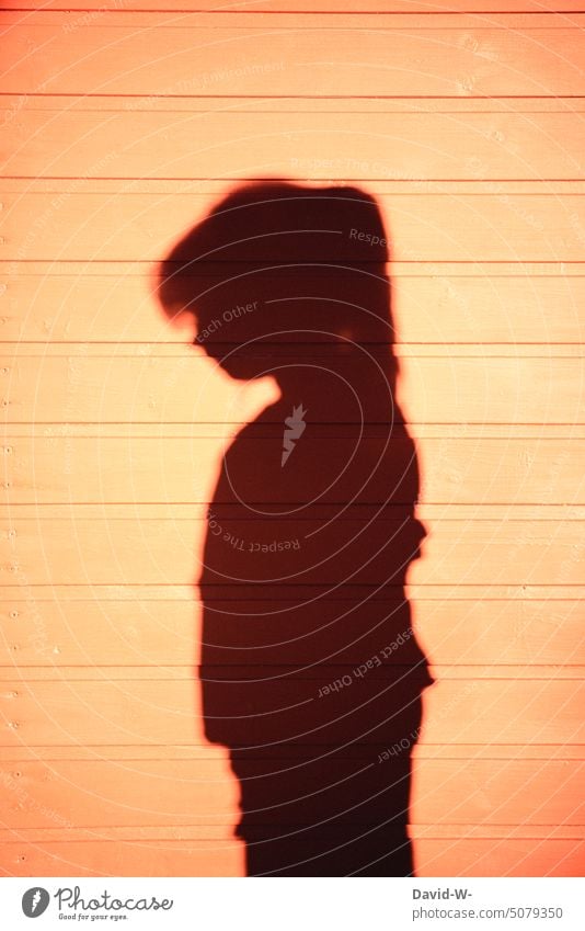 Shadow of a girl Silhouette Child Girl thoughts Meditative Emotions Sadness Think Loneliness on one's own Anonymous missing Forget Dark side