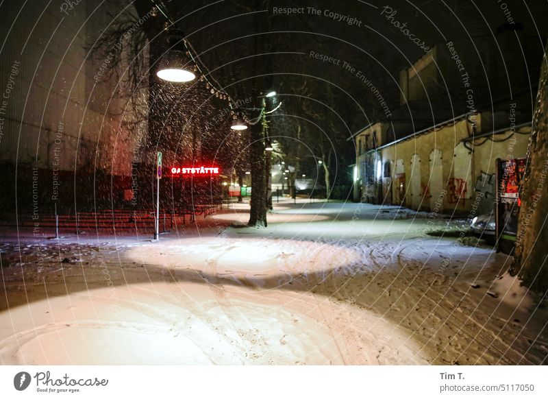 snowy road to the restaurant Prenzlauer Berg Snow chestnut avenue Prater Night Winter Berlin Exterior shot Downtown Town Capital city Old town Deserted