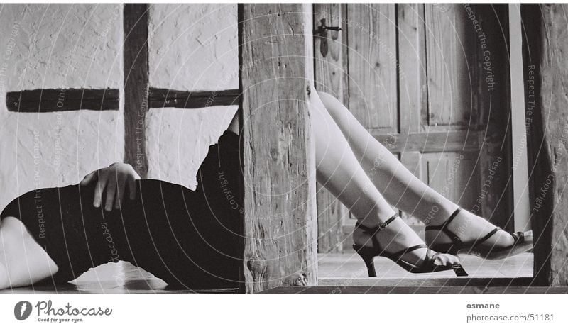 On the presenter's plate Floor covering Black Gray White Hollow back Footwear High heels Dress Woman Half-timbered facade Eroticism Bent Skin Legs Feet sanalen