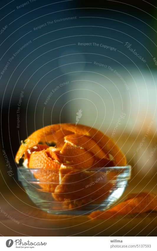 A bowl of delicious boredom Orange peel mandarins Tangerine shells fruit Fruit salubriously Vitamin C Orange peels bowls oranges Tropical fruits Vitamin-rich