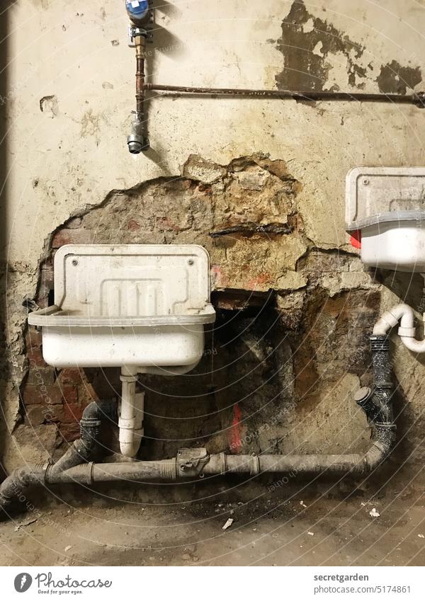 Pipe burst conduit Sanitary facilities Sink Wall (building) refurbishment Redevelop Cellar in need of renovation Old Tumbledown expert Rendered facade Plaster