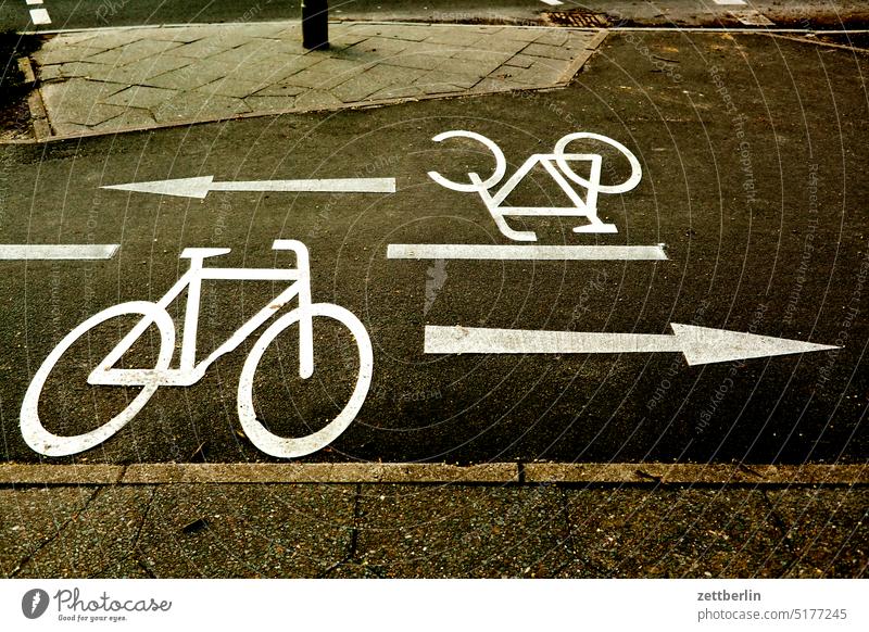 Bicycle lane with oncoming traffic Turn off Asphalt car Corner Lane markings Driving Cycle path holidays locomotion Direct Main street Clue edge Curve Line Left