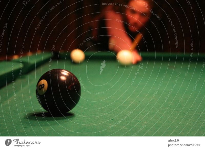 In the face of victory. Pool (game) Black White Playing Queue Green 8 Curly Precision Sphere Ball 08 concentric Concentrate