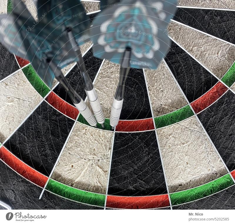 triple triple Darts Leisure and hobbies Playing Arrow Target Success Sports Strike Dartboard Throw Aim Happy Accuracy Direct hit Concentrate Sporting event