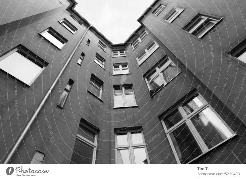 Backyard Berlin Prenzlauer Berg b/w bnw Downtown Town Capital city Black & white photo Old town Deserted Day Exterior shot Architecture Manmade structures