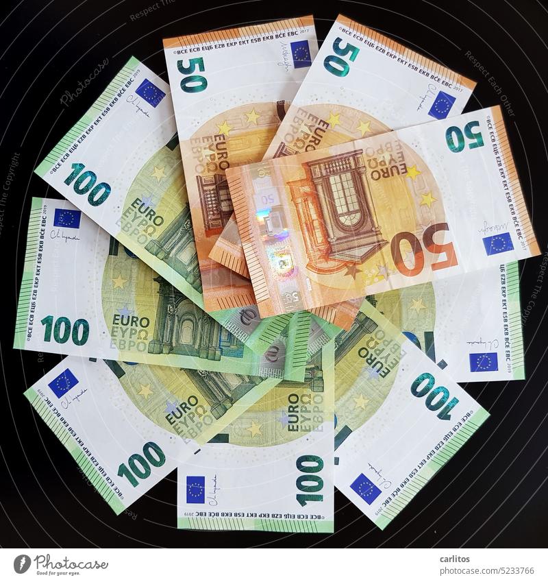 Everything turns ......  Wheel of Fortune 50 100 Euro Notes Bank note Money assets household money Loose change Paying Income Luxury Financial Industry finance