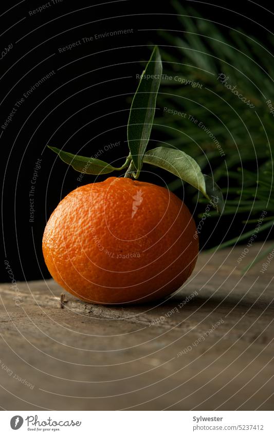 tangerine on the board Fruit Healthy Fruity Tangerine Juice Orange Orange juice yumm-yumm! Harvest citrus Nutrition Orange tree Citrus fruits Tree