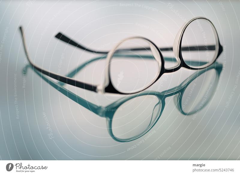 Reading glasses, glasses Eyeglasses Things Optics Optician Vision Close-up Lens Spectacle frame Reduplication see double Shadow Opthalmology nearsighted