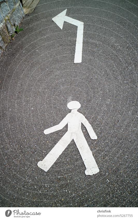 Road marking pedestrian with arrow symbol sign Pedestrian Street Sign Signs and labeling Road traffic Signage Road sign Traffic infrastructure Lanes & trails