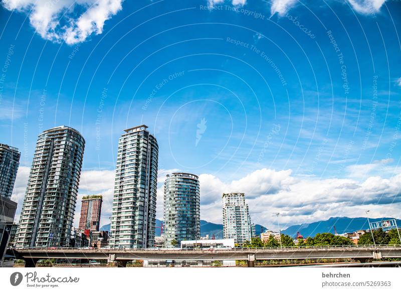 Vancouver Facade Canada Exterior shot High-rise House (Residential Structure) Tourist Attraction City Impressive Colour photo Sky Manmade structures Town