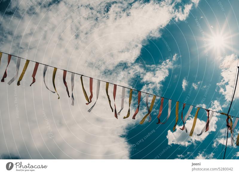 Celebration under the open sky Paper chain variegated Decoration Feasts & Celebrations Adorned Street party Judder pennant pennant chain Sky Clouds Blue