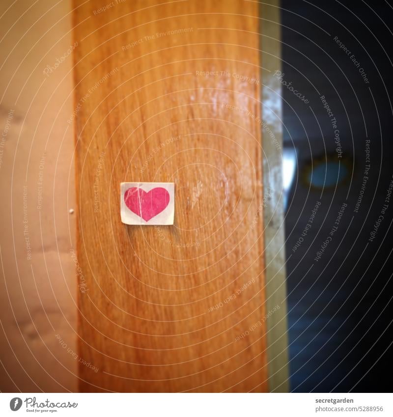 [MainFux 2023] romantic Romance Heart door Wood Red stickers Passage Love Symbols and metaphors Valentine's Day Decoration Structures and shapes background