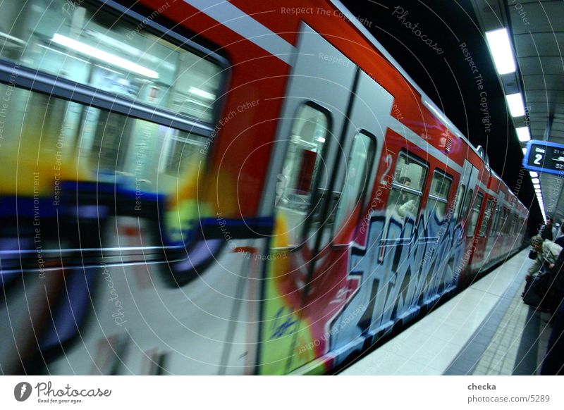 s-bahn stugg Commuter trains London Underground Transport graffiti Station