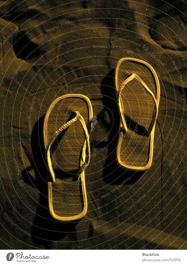 Traces in the sand Flip-flops White Footwear Physics Soft Hot Beach Vacation & Travel Gran Canaria Summer Relaxation Calm Esotericism Majorca Ibiza Night