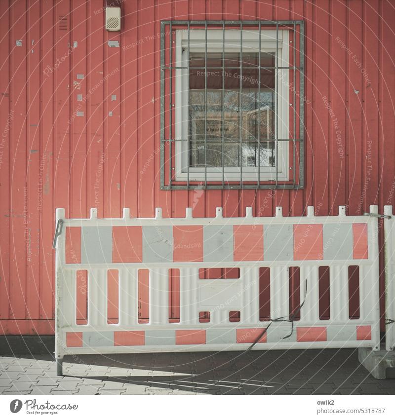 There baunse what construction container Sunlight Shadow Tin Facade Colour photo Detail Work and employment Reddish white Subdued colour Deserted
