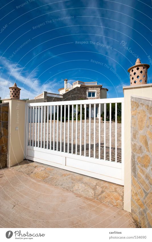 behind bars Sky Summer Beautiful weather Warmth House (Residential Structure) Dream house Wall (barrier) Wall (building) Facade Esthetic Gate Grating Main gate
