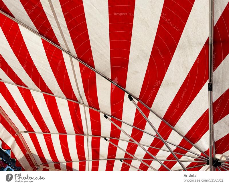 Red and white striped market stall umbrella Markets Market stall Market stall umbrella Umbrellas & Shades Striped Reddish white White Sunshade sun protection