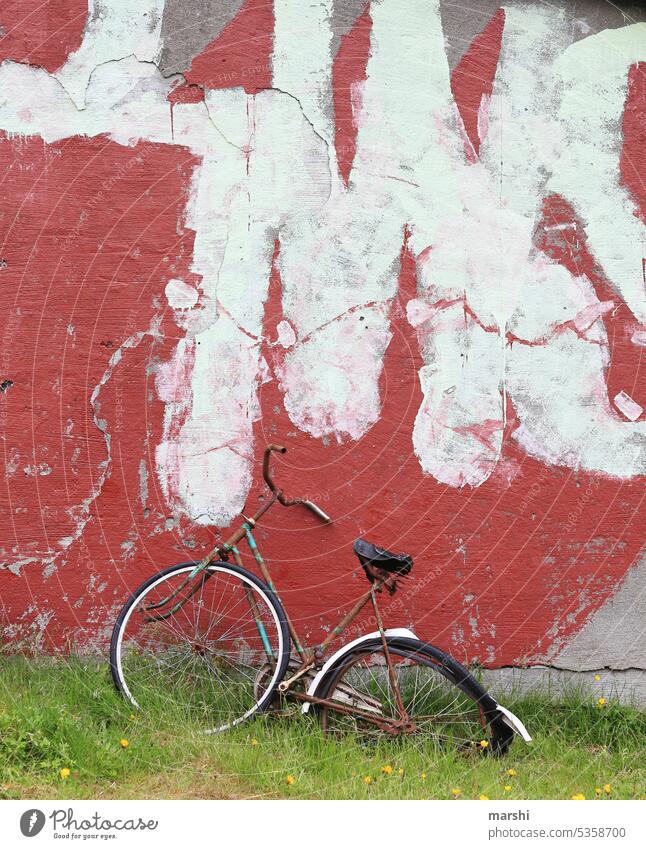 forgotten Wheel bikes rusty Wall (building) out Iceland Broken Old Transport Colour photo Means of transport Mobility Exterior shot Deserted Tire