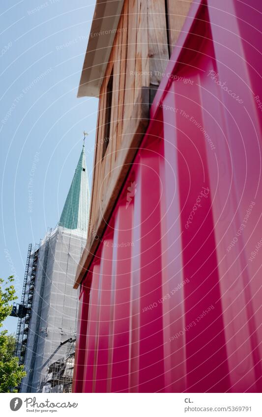 UT Bock auf Bochum | container und kirche Church Architecture Container pink Religion and faith Building Exterior shot Belief Sky antagonism Construction site