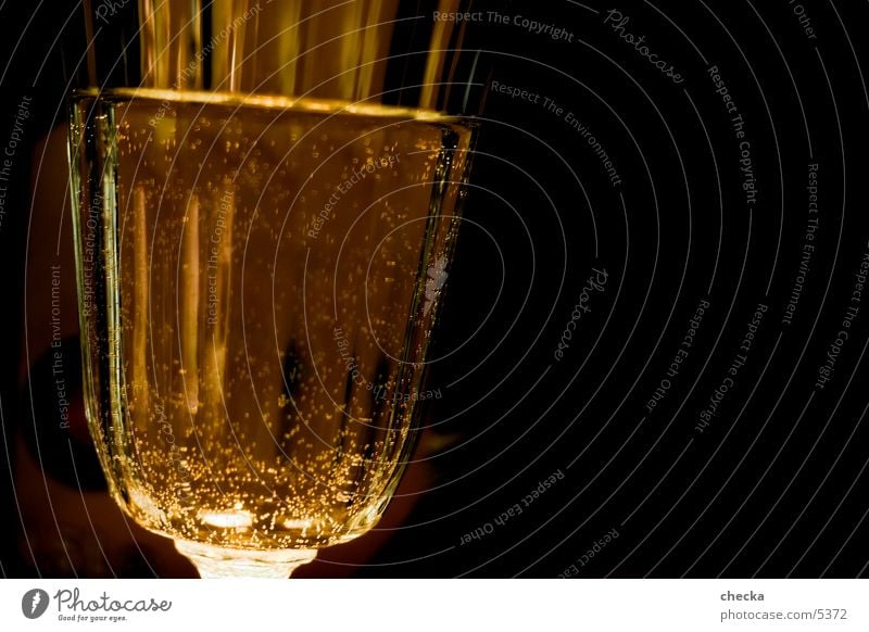 water glass Sparkling wine Alcoholic drinks Water Glass Shampoo Bump Detail