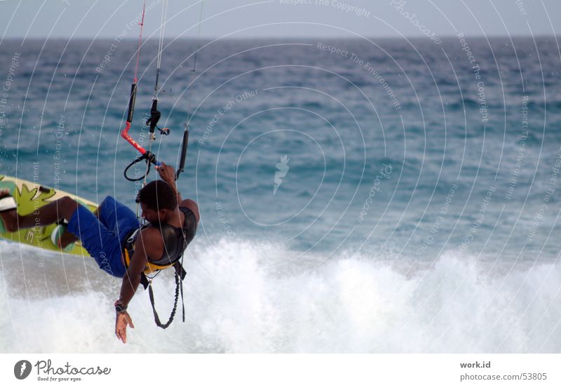 flying Kiting Airplane Waves Ocean Vacation & Travel Acrobatics Easygoing Cape Verdean Aviation