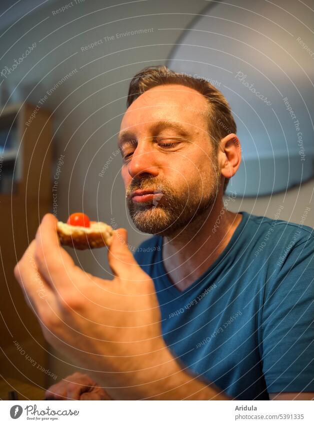 Hmm, tasty ... with tomato ... Man Eating Bread Tomato Food Sandwich Healthy Human being Breakfast Dinner Table Meal Delicious Face Mouth Hand