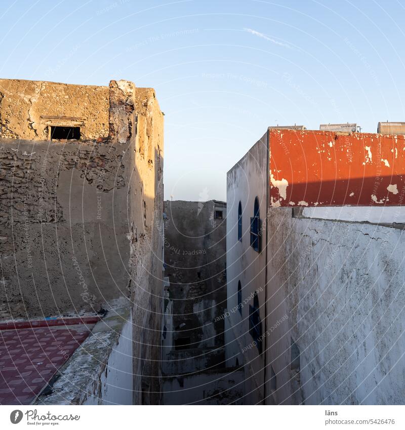 Backyard in Essaouira Deserted Morocco Wall (building) Wall (barrier) Copy Space top Africa Facade Town Copy Space right Manmade structures Building