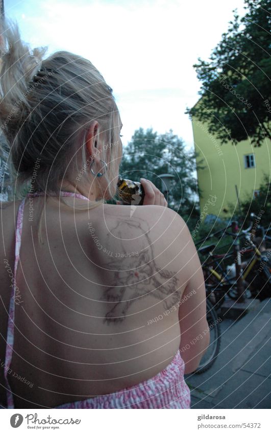 summer cat Woman Cat Motive Blonde Backless Physics Bottle of beer Hafenstraße Summer Pinned up hairstyle Hair and hairstyles Summer evening Evening Gastronomy