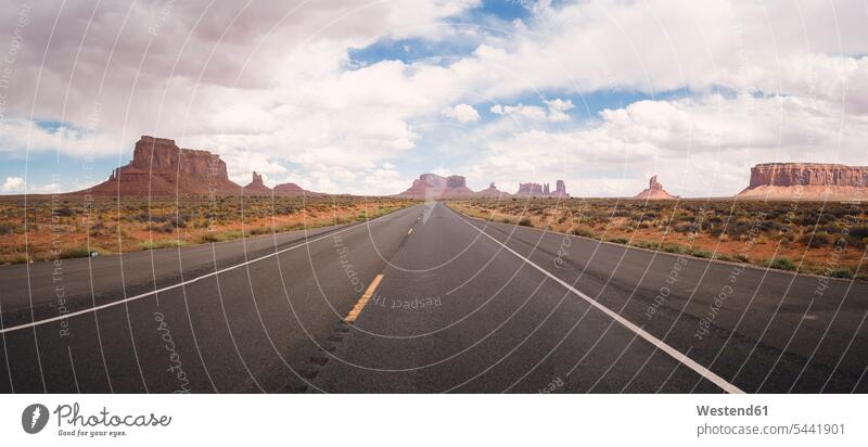 USA, Utah, road to Monument Valley empty emptiness Solitude seclusion Solitariness solitary remote secluded vanishing point distance the way forward