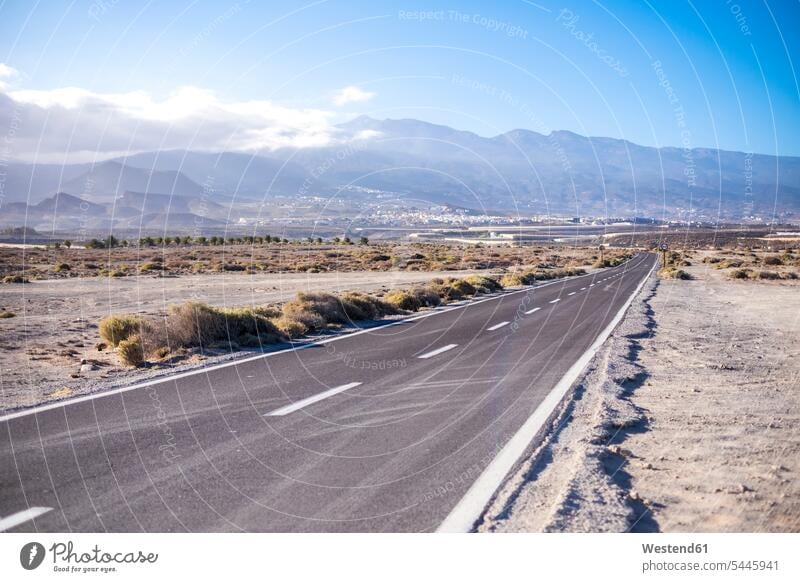 Spain, Tenerife, empty road travelling traveling the way forward the way ahead journey Journeys voyage vastness wide Broad Far copy space wideness Straight