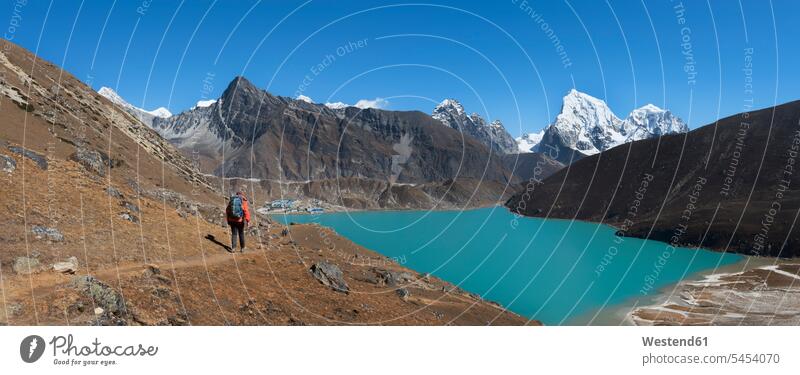 Nepal, Himalaya, Khumbu, Everest region, Renjo La, Gokyo Lake panoramic view panoramas panoramics panoramic views mountainscape mountainscapes mountain scenery