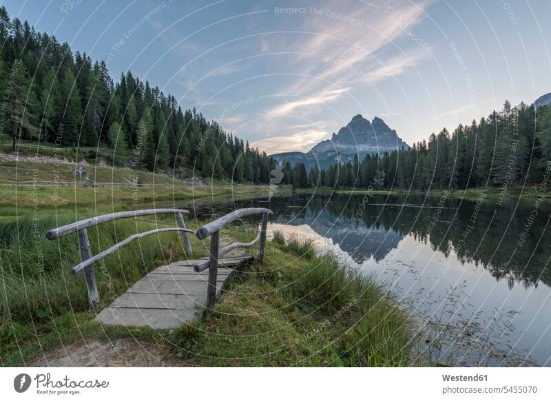 Italy, Alps, Dolomite, Lago d'Antorno, Parco Naturale Tre Cime Unesco World Heritage Natural Site tranquility tranquillity Calmness morning light
