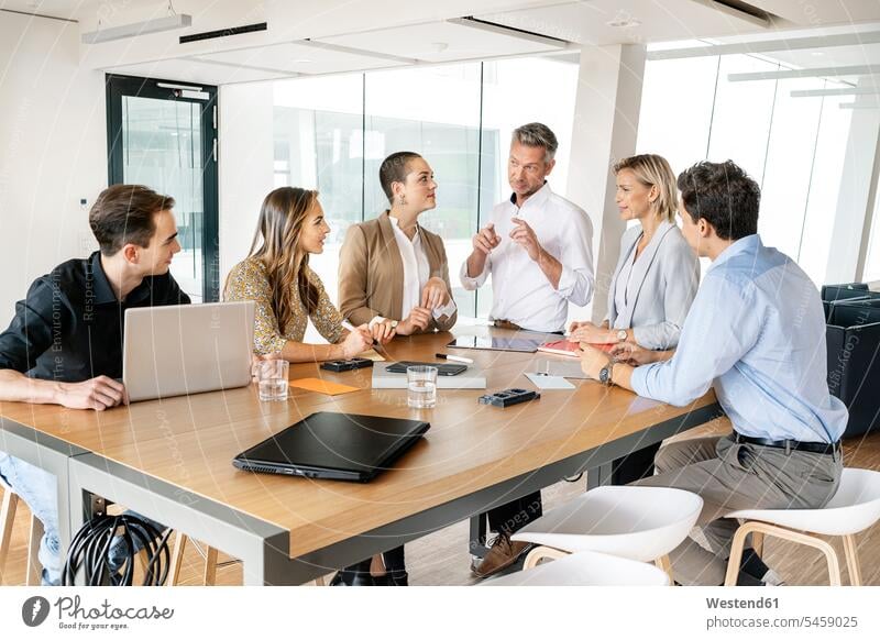Business people having a workshop in office, discussing plans human human being human beings humans person persons caucasian appearance caucasian ethnicity