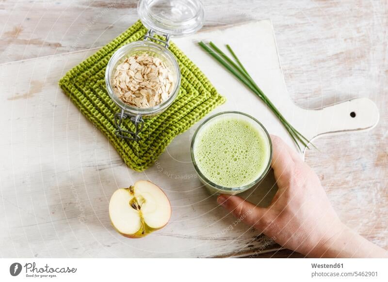 Green smoothie, with apple, spinach, oat flakes and chive homemade home made home-made Juice Juices drinking Smoothies green smoothie green smoothies Drink