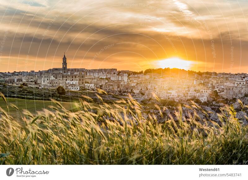 Italy, Basilicata, Matera, Old town, View to Sassi of Matera, Parco della Murgia Materana in the evening Vista Look-Out outlook evening mood afterglow