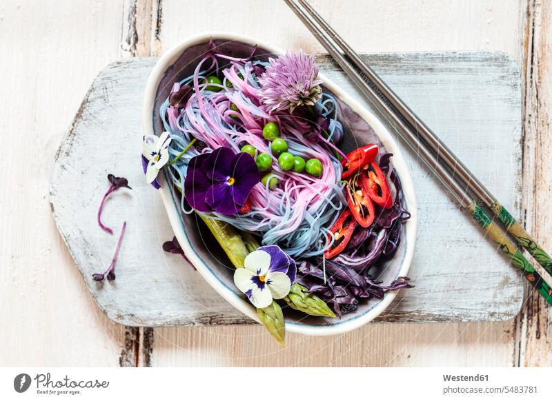 Vegan Unicorn Noodles, edible flowers, red cabbage, asparagus, peas, chili, sprouts Red Cabbage Purple Cabbage Sprout Sprouts Shoots coloured colored unusual